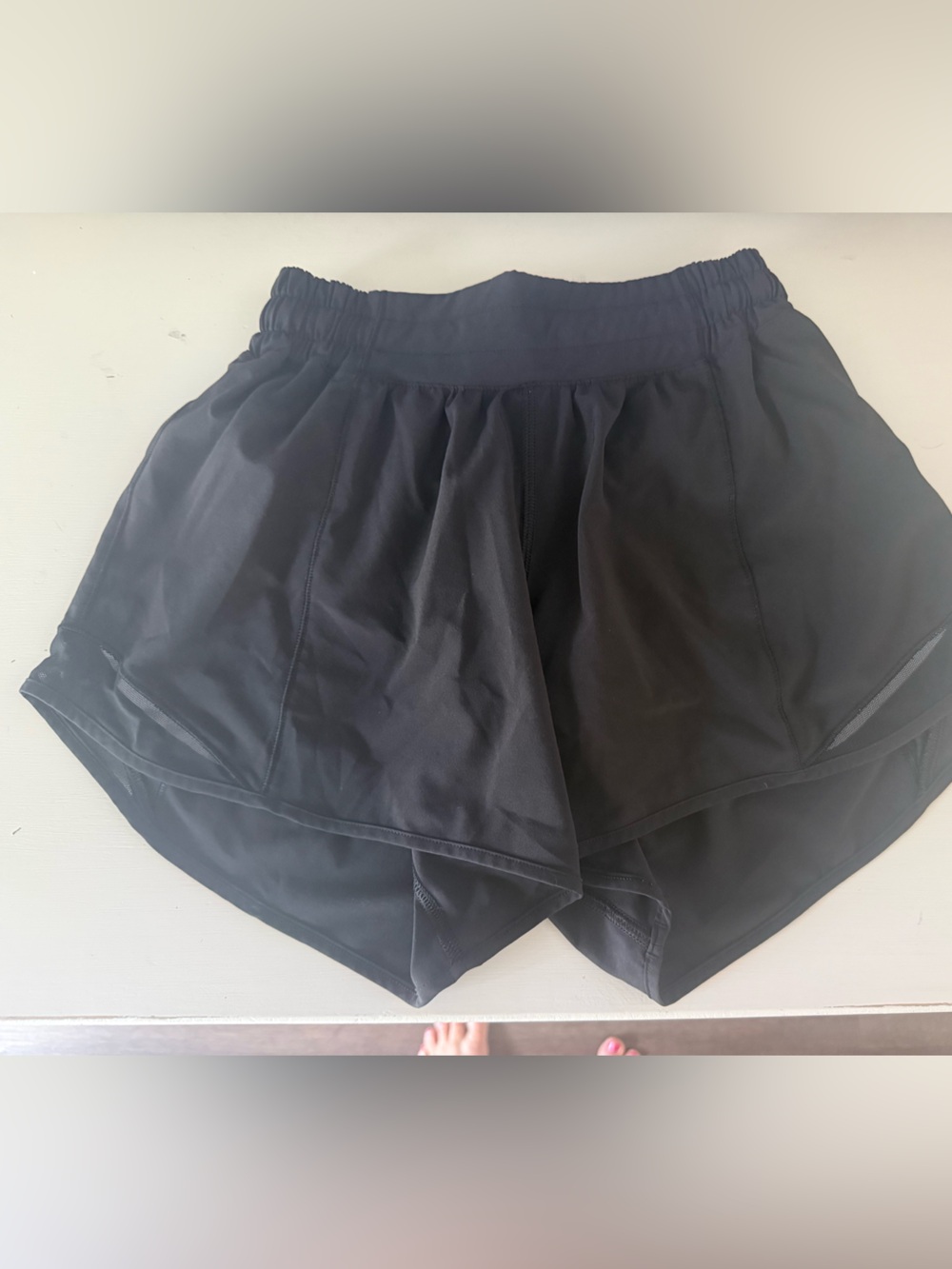 Lululemon hotty hot shorts, size 4